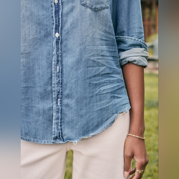 Frank & Eileen Barry Button Up Shirt - Picture 3 of 14